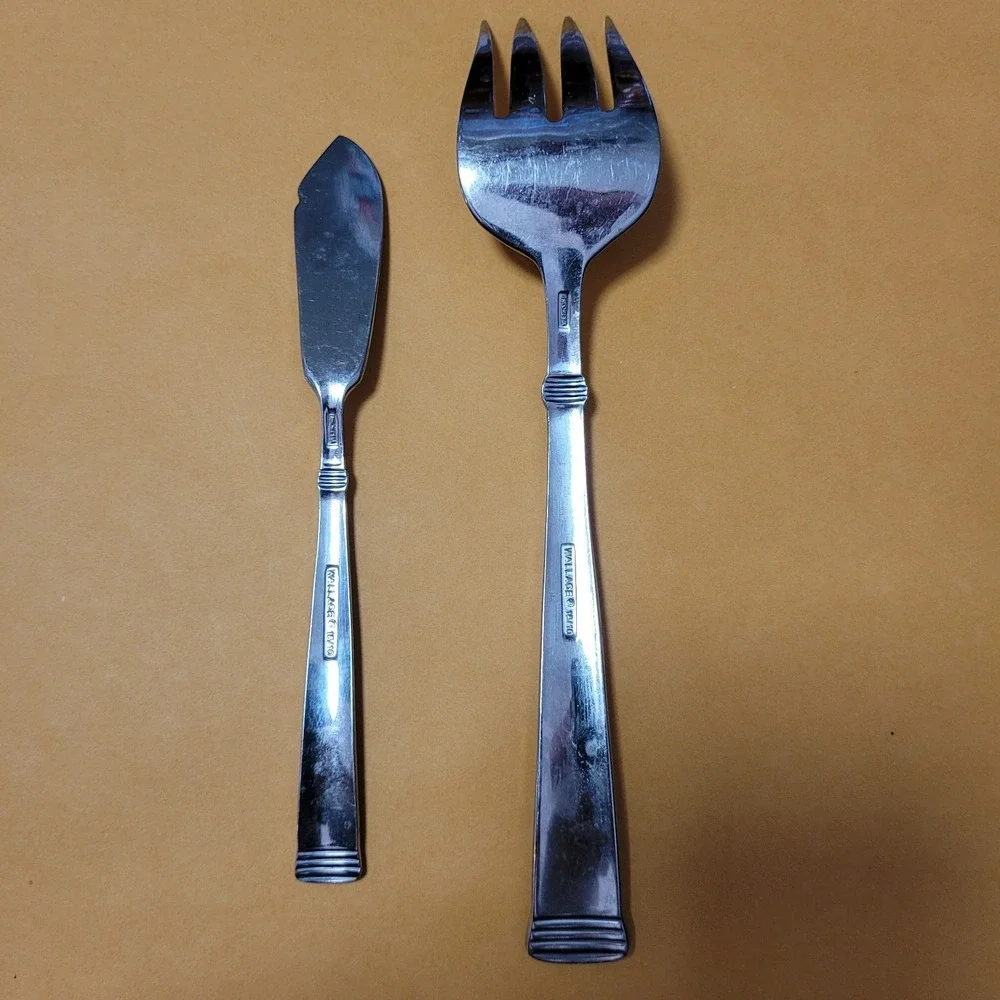 Wallace NAPOLI FROST Stainless Flatware -- Serving Fork / Butter Knife Set‎